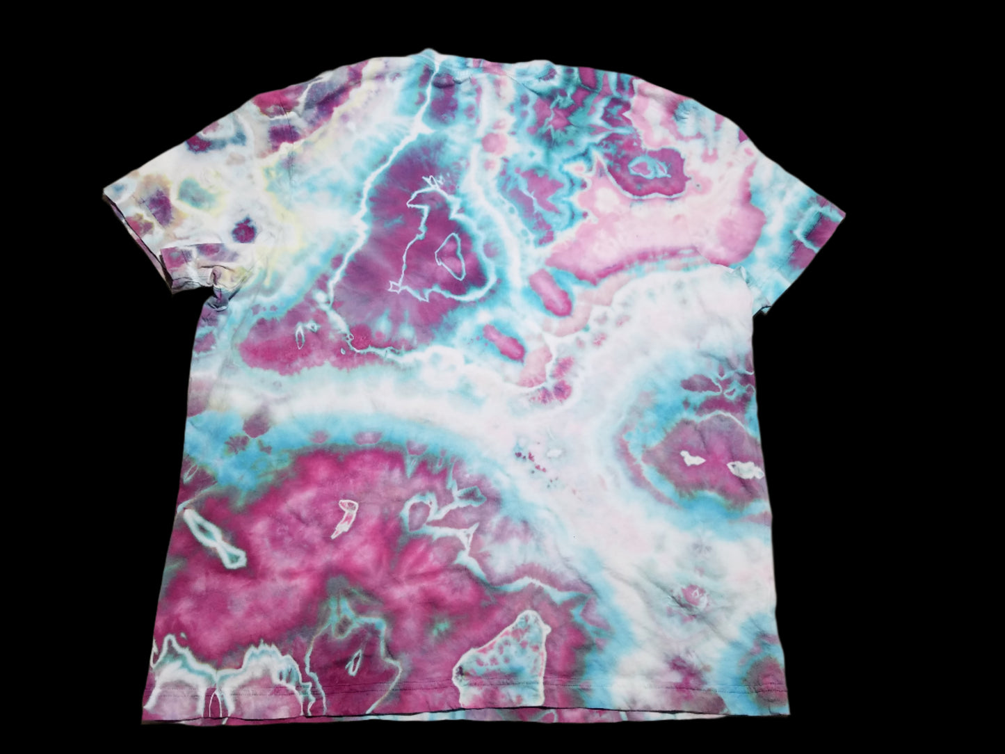 Large Organic Cotton Unisex T-Shirt - Geode Island