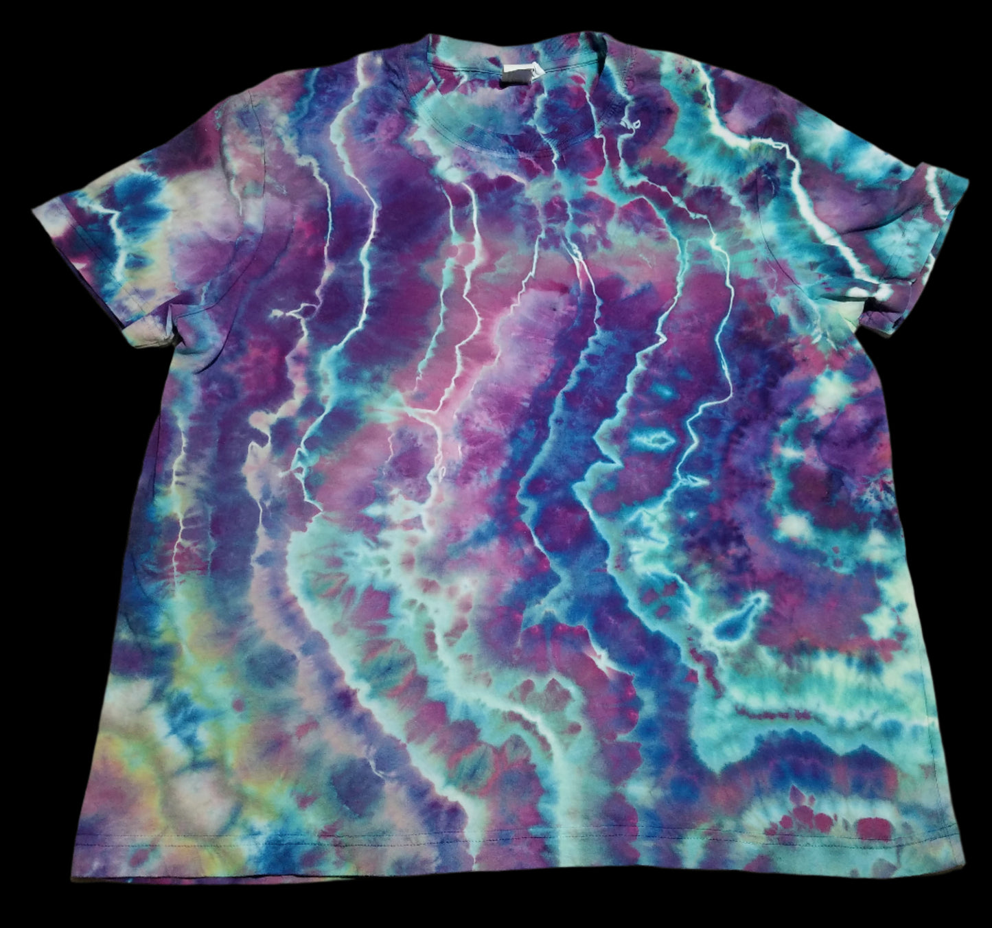 Large Organic Cotton T-Shirt - Glow In The Dark Geodes