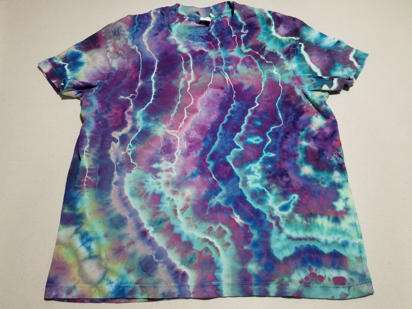Large Organic Cotton T-Shirt - Glow In The Dark Geodes