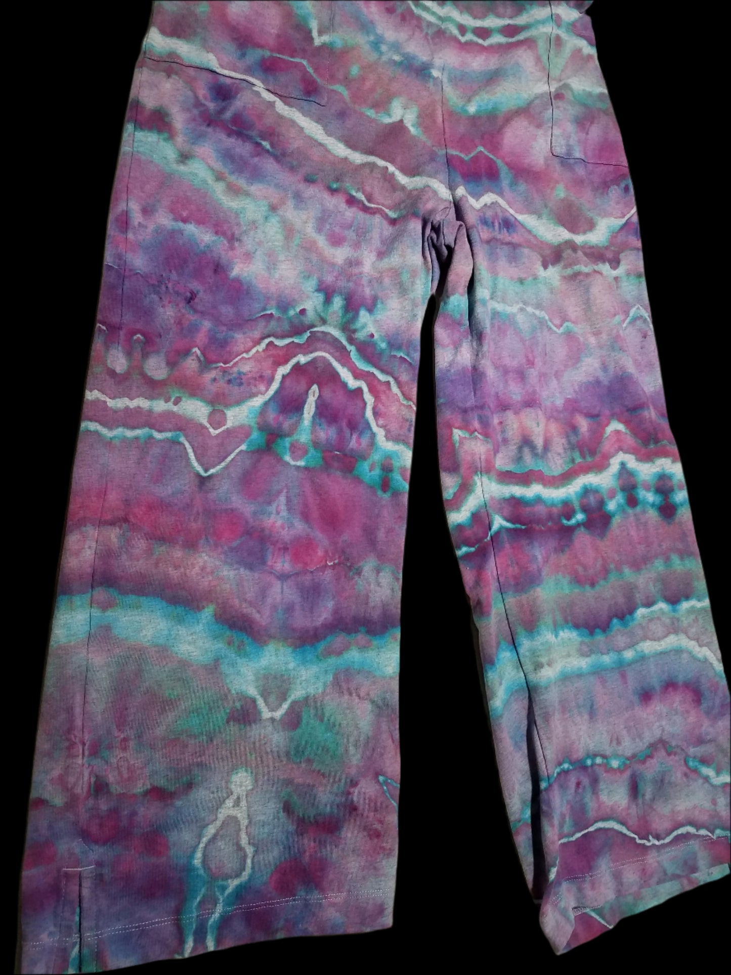 Small Organic Cotton PACT Jumper - Dyed With Mindbender :)