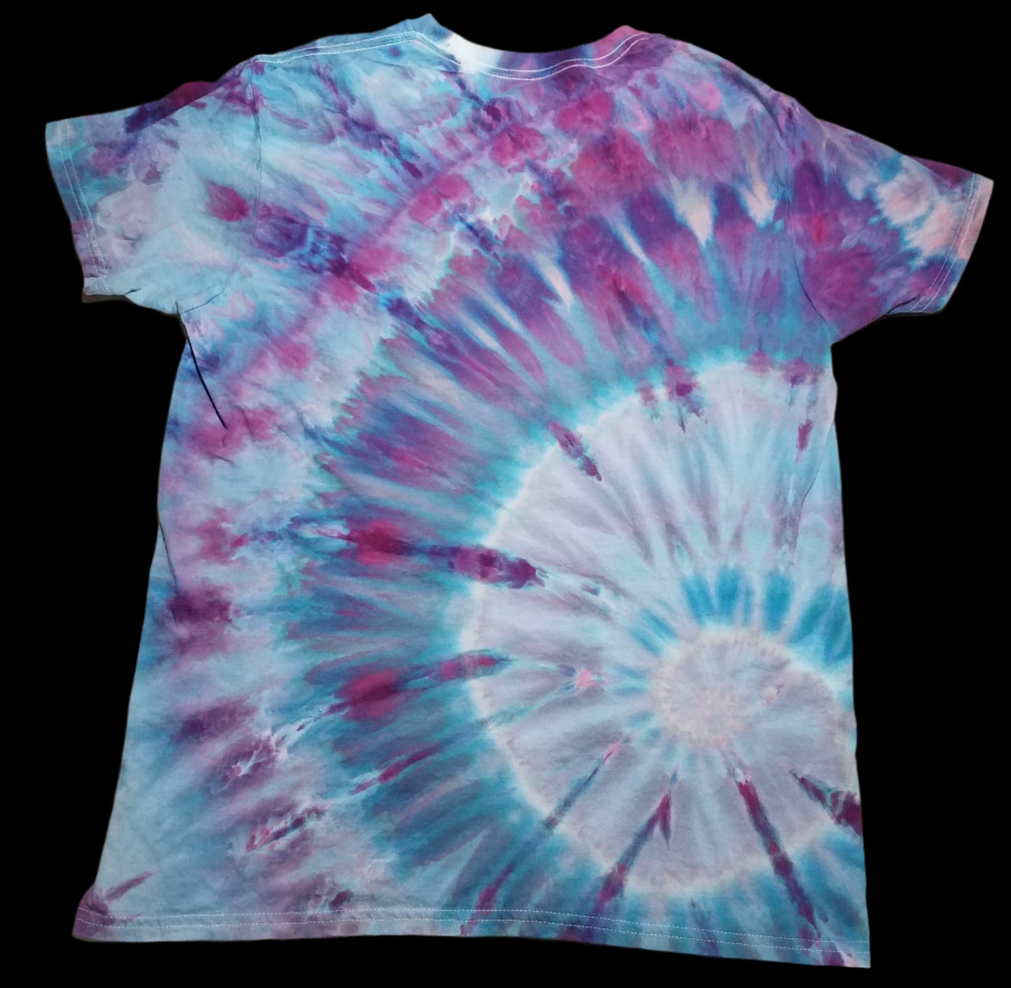 Large George T-Shirt - Amazing Mindbender Spiral