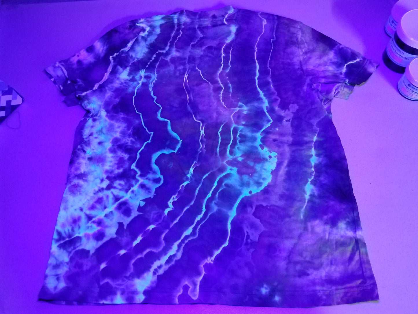 Large Organic Cotton T-Shirt - Glow In The Dark Geodes