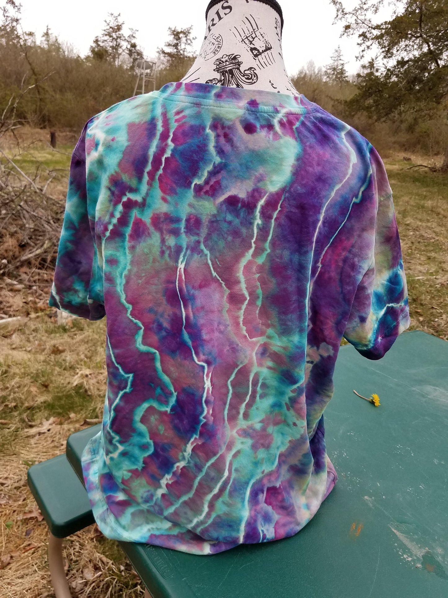 Large Organic Cotton T-Shirt - Glow In The Dark Geodes