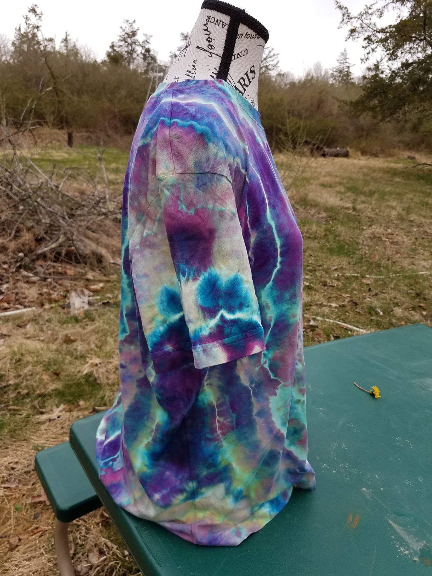 Large Organic Cotton T-Shirt - Glow In The Dark Geodes