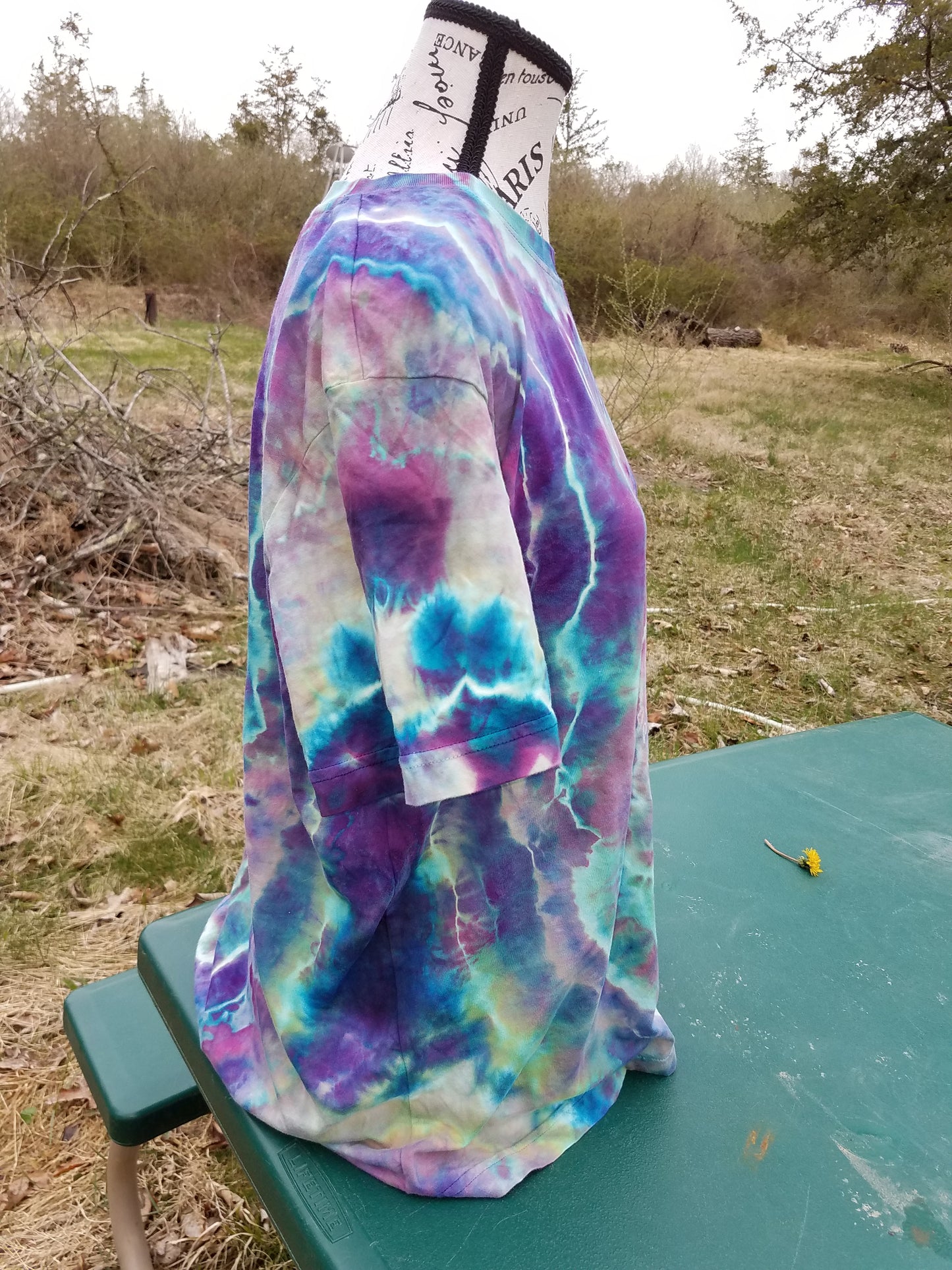 Large Organic Cotton T-Shirt - Glow In The Dark Geodes